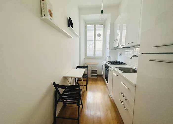 Vatican House Center Apartment